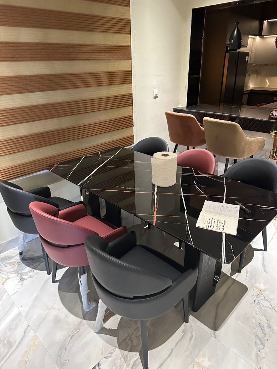 Table à Manger Modèle 10