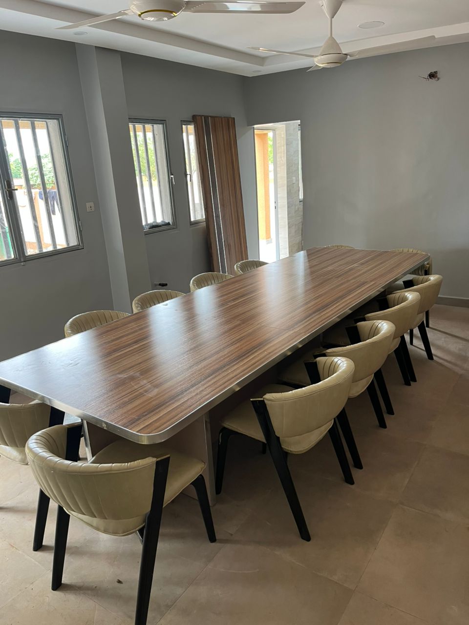 Table à Manger Modèle 13