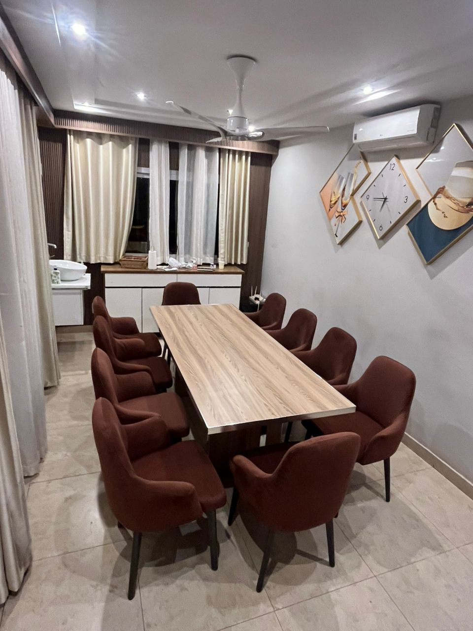 Table à Manger Modèle 17